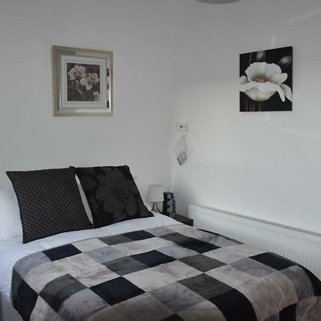Flat G/R 59 Erskine Street Aberdeen Ngoại thất bức ảnh